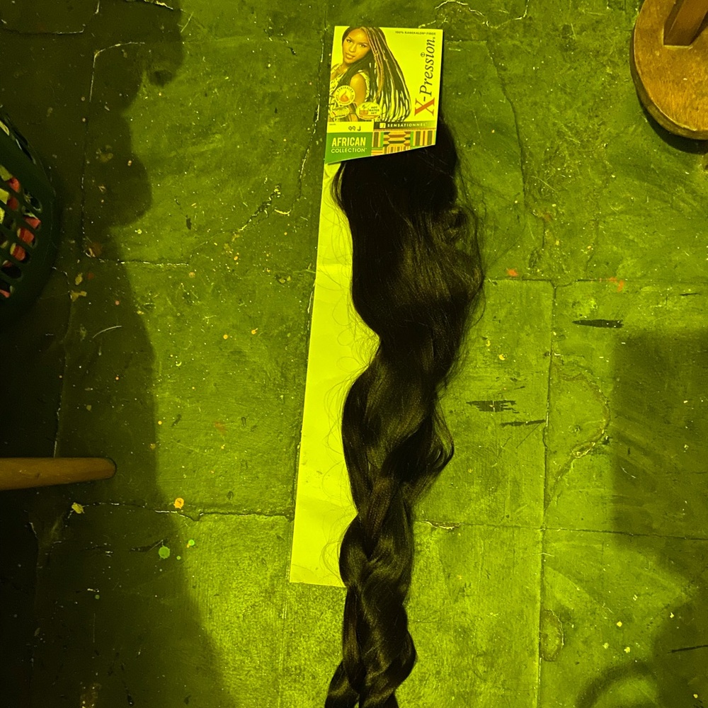 2 weaves auburn and black very long never used them they were props